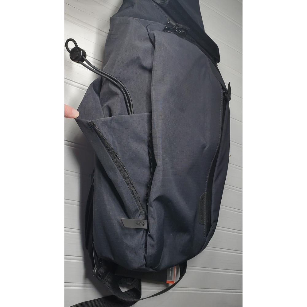 NEW Alpaka Metro Crossbody Left Shoulder 10L Sling Bag Black Axoflux 210D - Picture 12 of 12